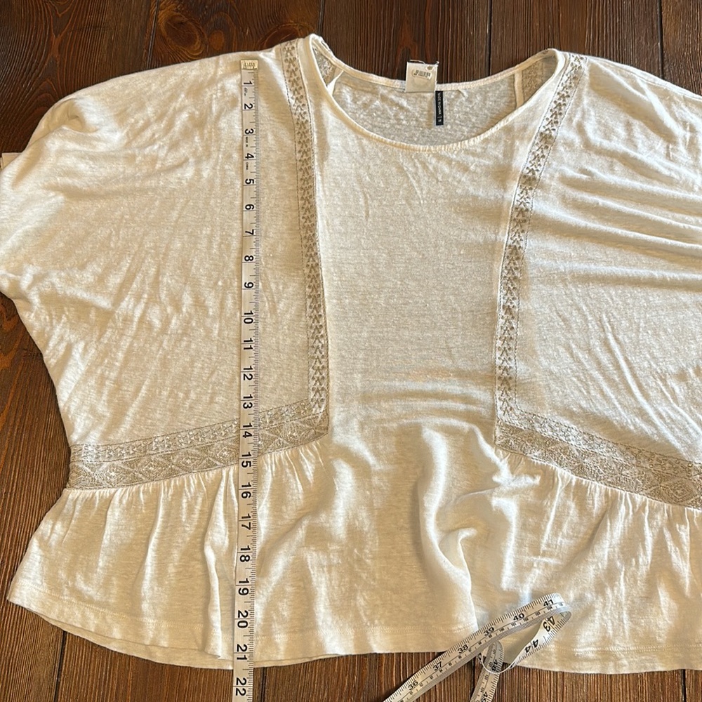 Akemi + Kin Cream Linen Top - Picture 7 of 8